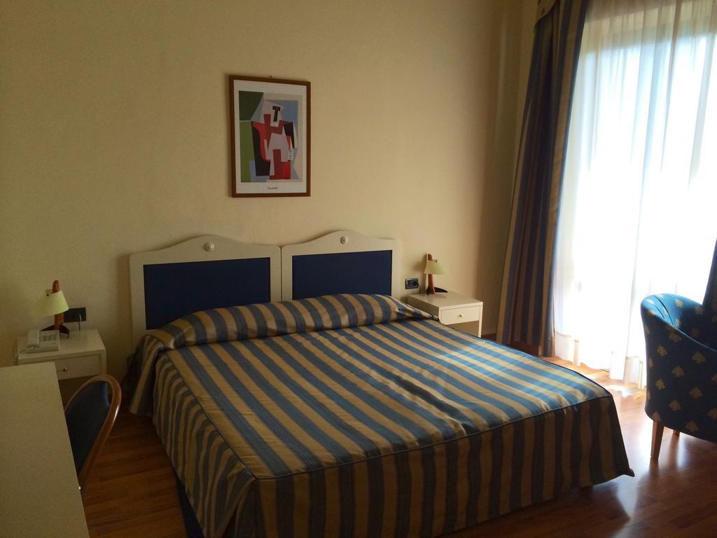 Hotel Brennero E Varsavia Montecatini Terme Room photo